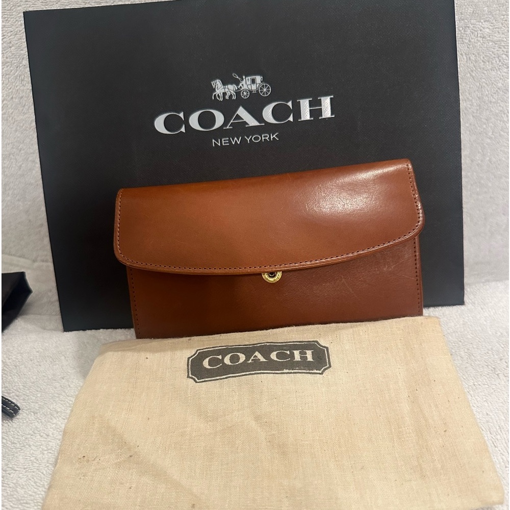 Vintage Coach wallet with original dust bag